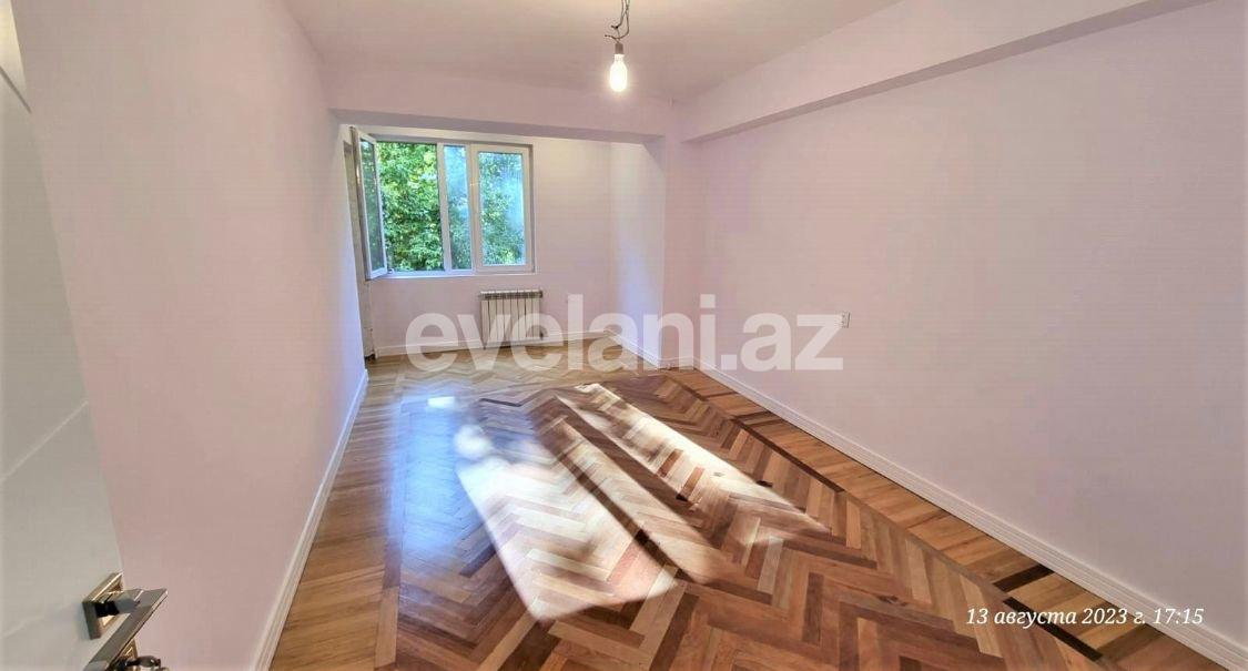 Satılır, köhnə tikili, 4 otaqlı, 90 m², Bakı, Yasamal r, Elmlər Akademiyası m.