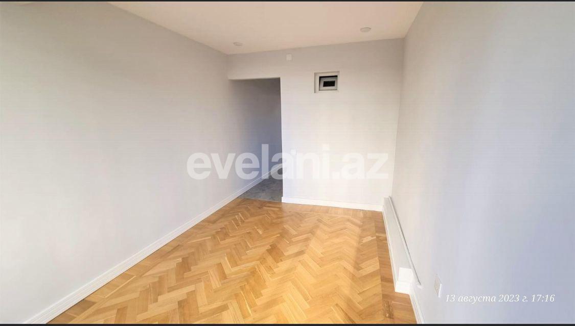Satılır, köhnə tikili, 4 otaqlı, 90 m², Bakı, Yasamal r, Elmlər Akademiyası m.