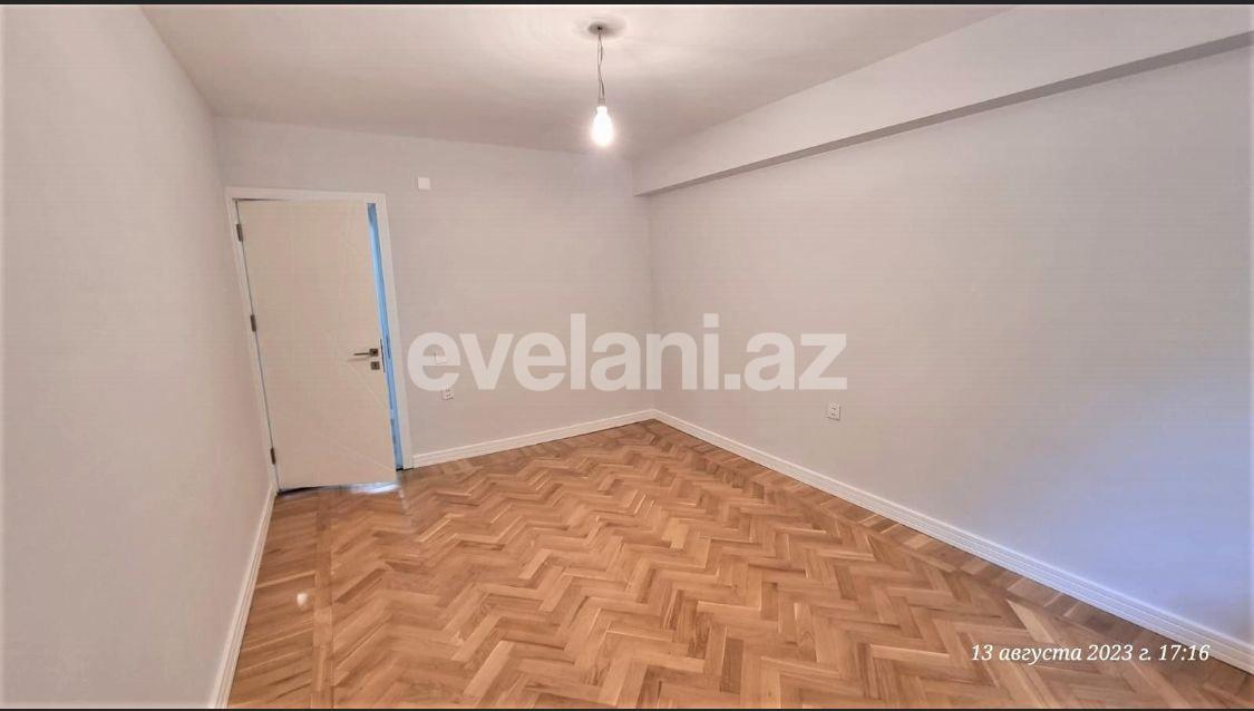 Satılır, köhnə tikili, 4 otaqlı, 90 m², Bakı, Yasamal r, Elmlər Akademiyası m.