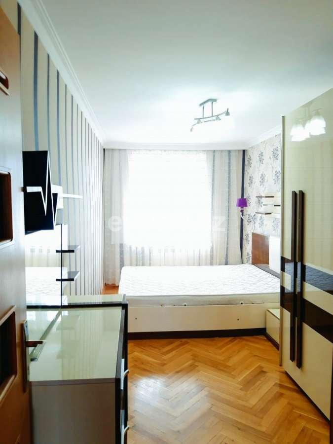 Kirayə verilir, köhnə tikili, 2 otaqlı, 50 m², Bakı, Nizami r, Neftçilər m.