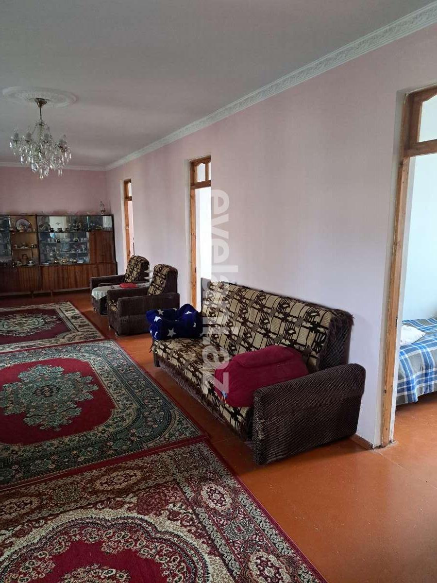 Satılır, həyət evi / bağ, 4 otaqlı, 110 m², Bakı, Xəzər r, Şağan q.