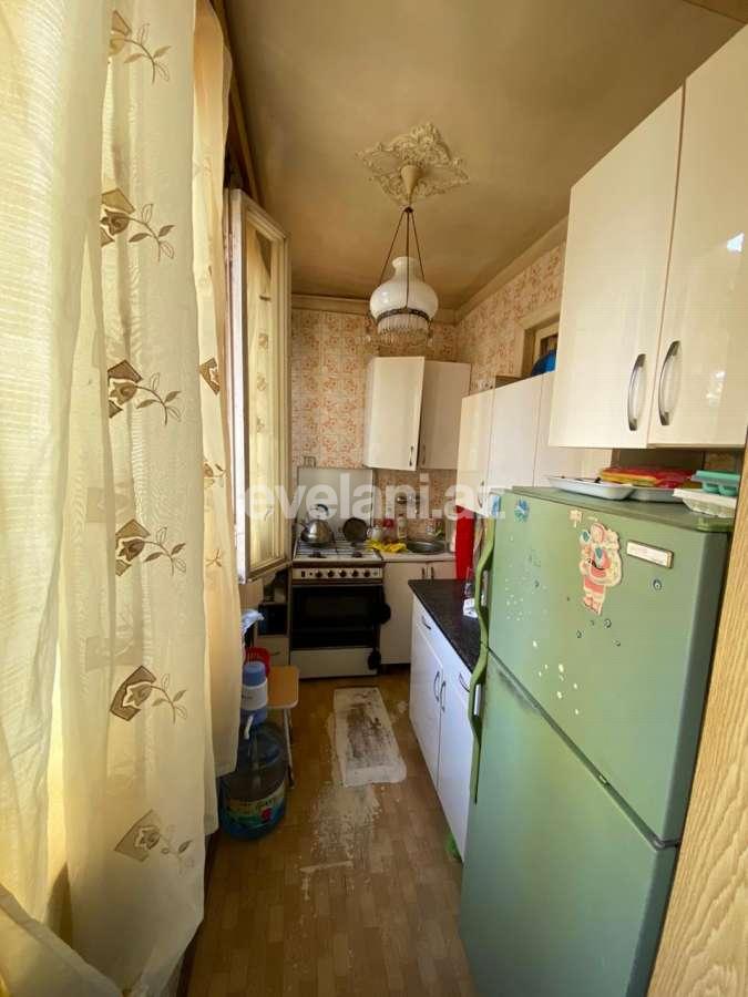 Satılır, köhnə tikili, 3 otaqlı, 105 m², Bakı, Yasamal r, Yasamal q, İnşaatçılar m.