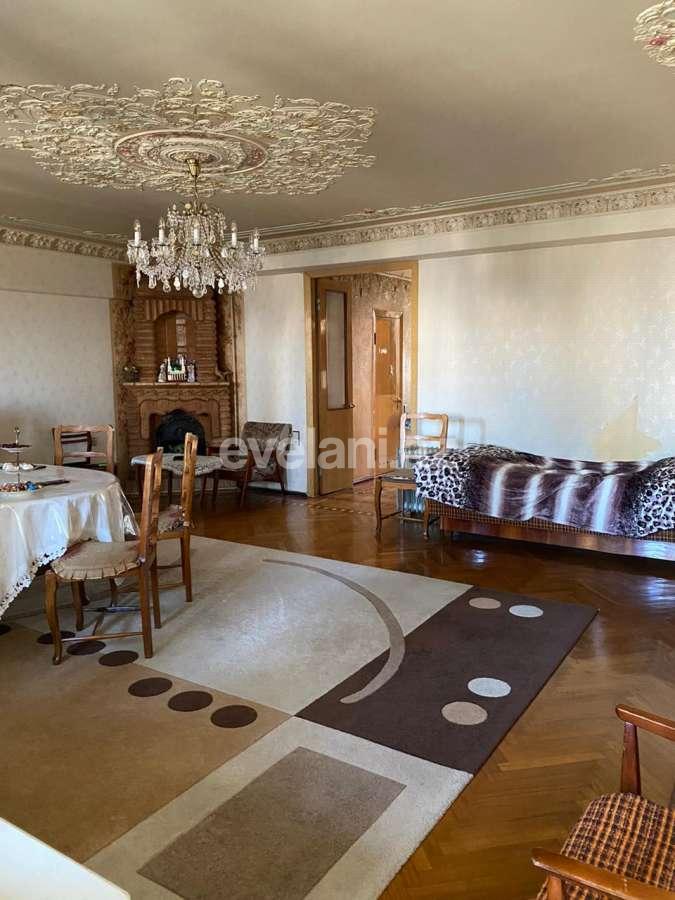 Satılır, köhnə tikili, 3 otaqlı, 105 m², Bakı, Yasamal r, Yasamal q, İnşaatçılar m.