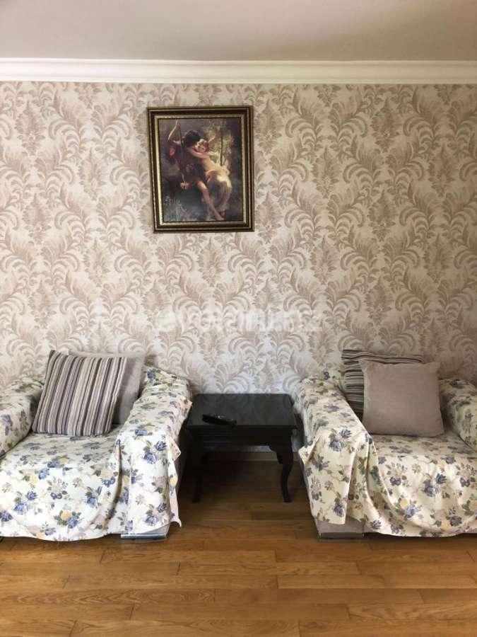 Kirayə verilir, köhnə tikili, 2 otaqlı, 65 m², Bakı, Nərimanov r, Gənclik m.