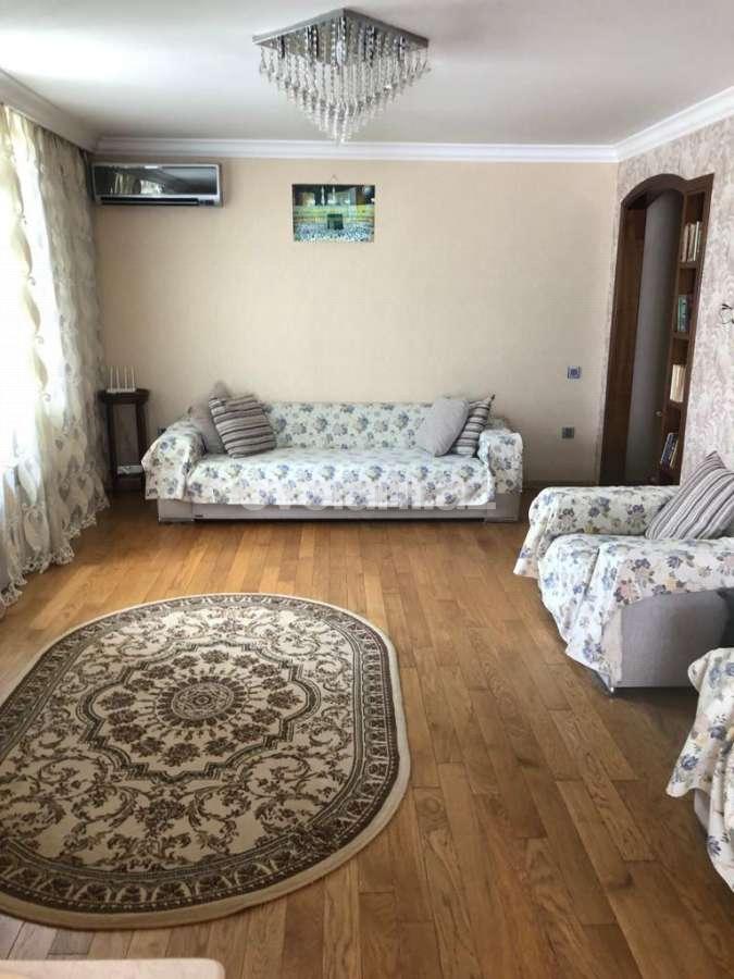 Kirayə verilir, köhnə tikili, 2 otaqlı, 65 m², Bakı, Nərimanov r, Gənclik m.