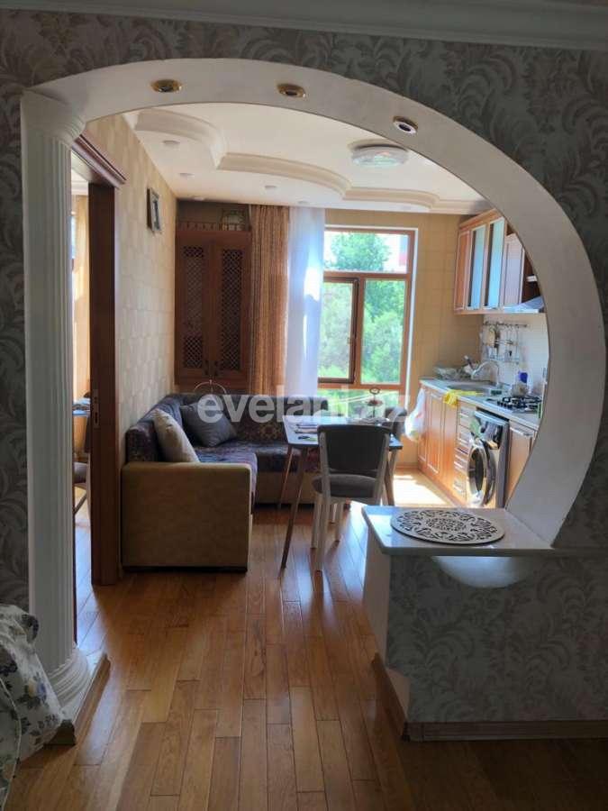 Kirayə verilir, köhnə tikili, 2 otaqlı, 65 m², Bakı, Nərimanov r, Gənclik m.