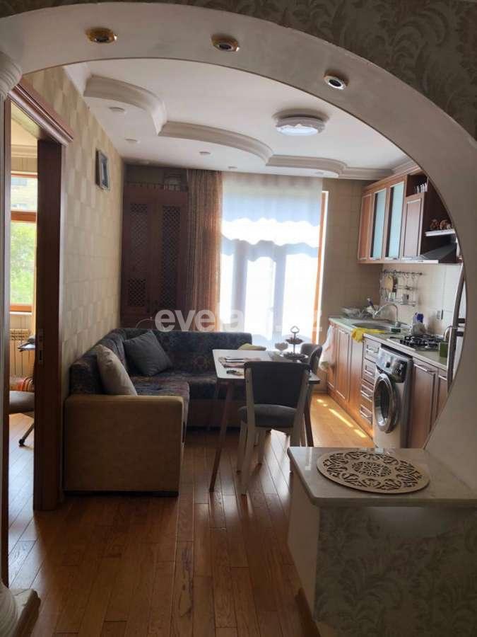 Kirayə verilir, köhnə tikili, 2 otaqlı, 65 m², Bakı, Nərimanov r, Gənclik m.