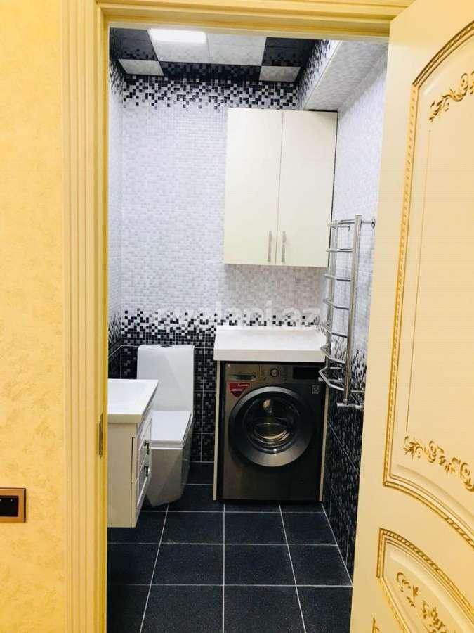 Satılır, yeni tikili, 3 otaqlı, 125 m², Bakı, Nizami r, Qara Qarayev m.