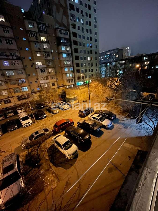 Sale, old building, 2 room, 59.98 m², Baku, Yasamal r, Elmlar Akademiyası m.