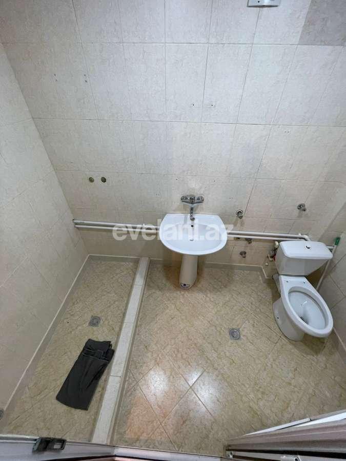 Sale, old building, 2 room, 59.98 m², Baku, Yasamal r, Elmlar Akademiyası m.