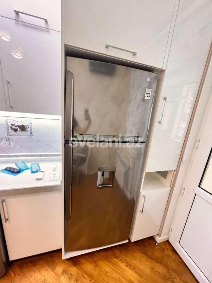 Satılır, yeni tikili, 3 otaqlı, 110 m², Bakı, Nizami r, Qara Qarayev m.