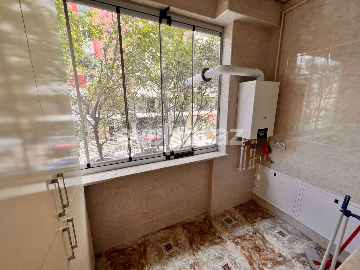 Satılır, yeni tikili, 3 otaqlı, 110 m², Bakı, Nizami r, Qara Qarayev m.