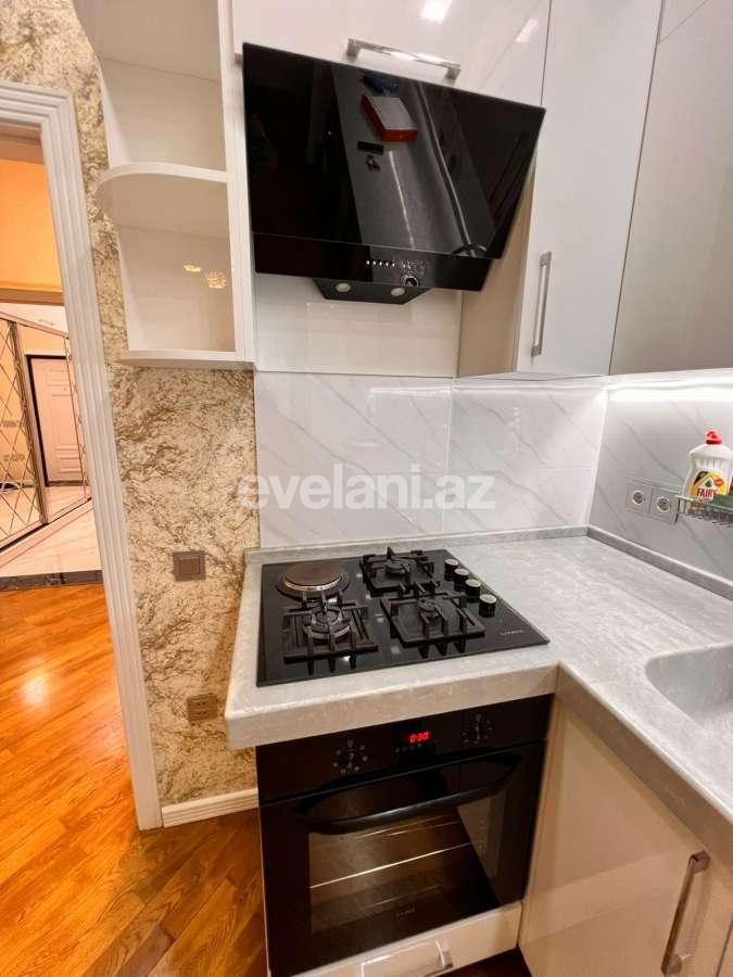 Satılır, yeni tikili, 3 otaqlı, 110 m², Bakı, Nizami r, Qara Qarayev m.