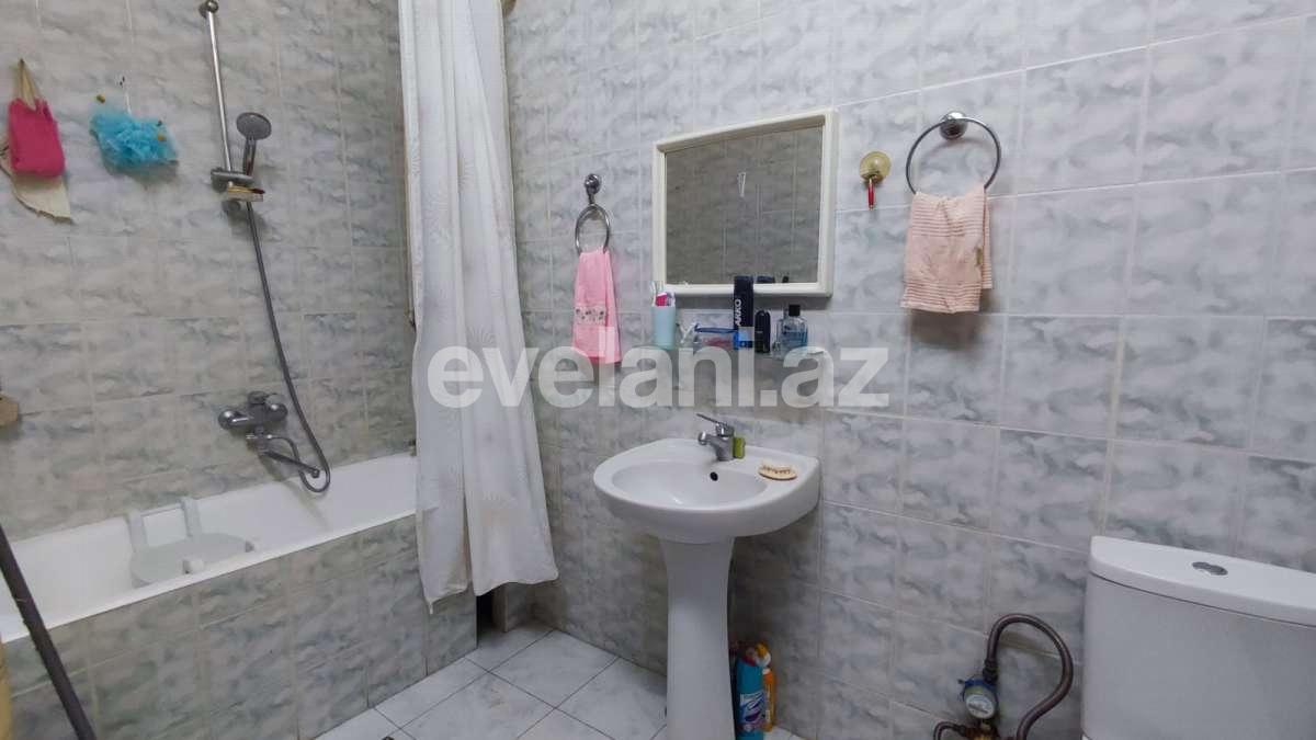 Sale, old building, 3 room, 70 m², Baku, Yasamal r, Elmlar Akademiyası m.