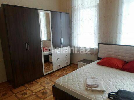 Satılır, köhnə tikili, 2 otaqlı, 82 m², Bakı, Nəsimi r, 28 may m.