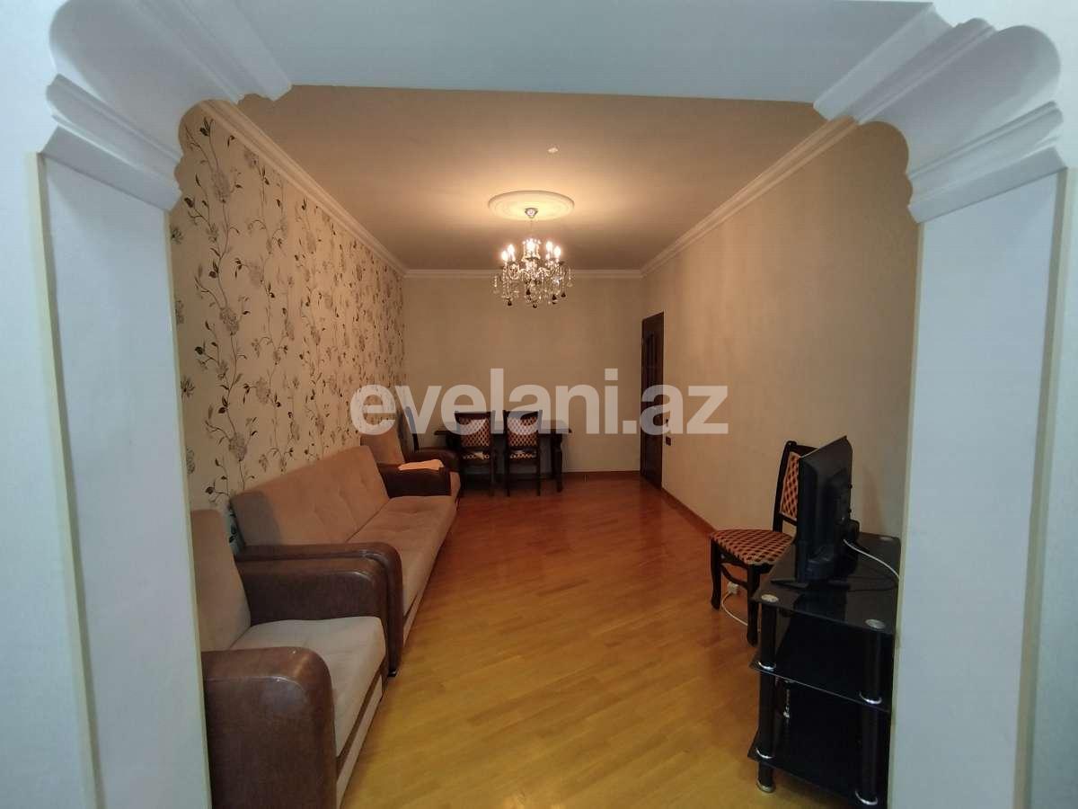 Satılır, köhnə tikili, 3 otaqlı, 80 m², Bakı, Nizami r, 8-ci kilometr q, Xalqlar Dostluğu m.