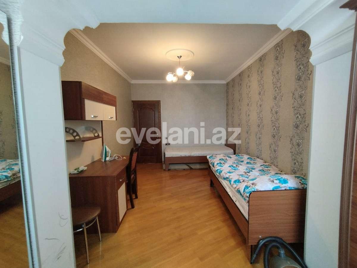 Satılır, köhnə tikili, 3 otaqlı, 80 m², Bakı, Nizami r, 8-ci kilometr q, Xalqlar Dostluğu m.