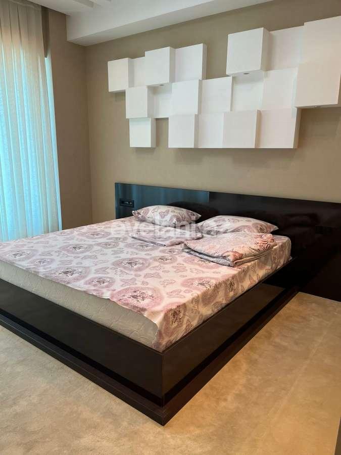 Kirayə verilir, yeni tikili, 4 otaqlı, 220 m², Bakı, Səbail r, Sahil m.