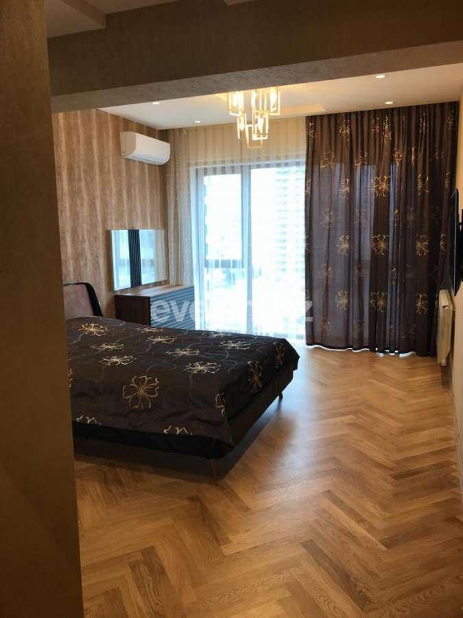 Satılır, yeni tikili, 4 otaqlı, 181 m², Bakı, Xətai r, Şah İsmayıl Xətai m.