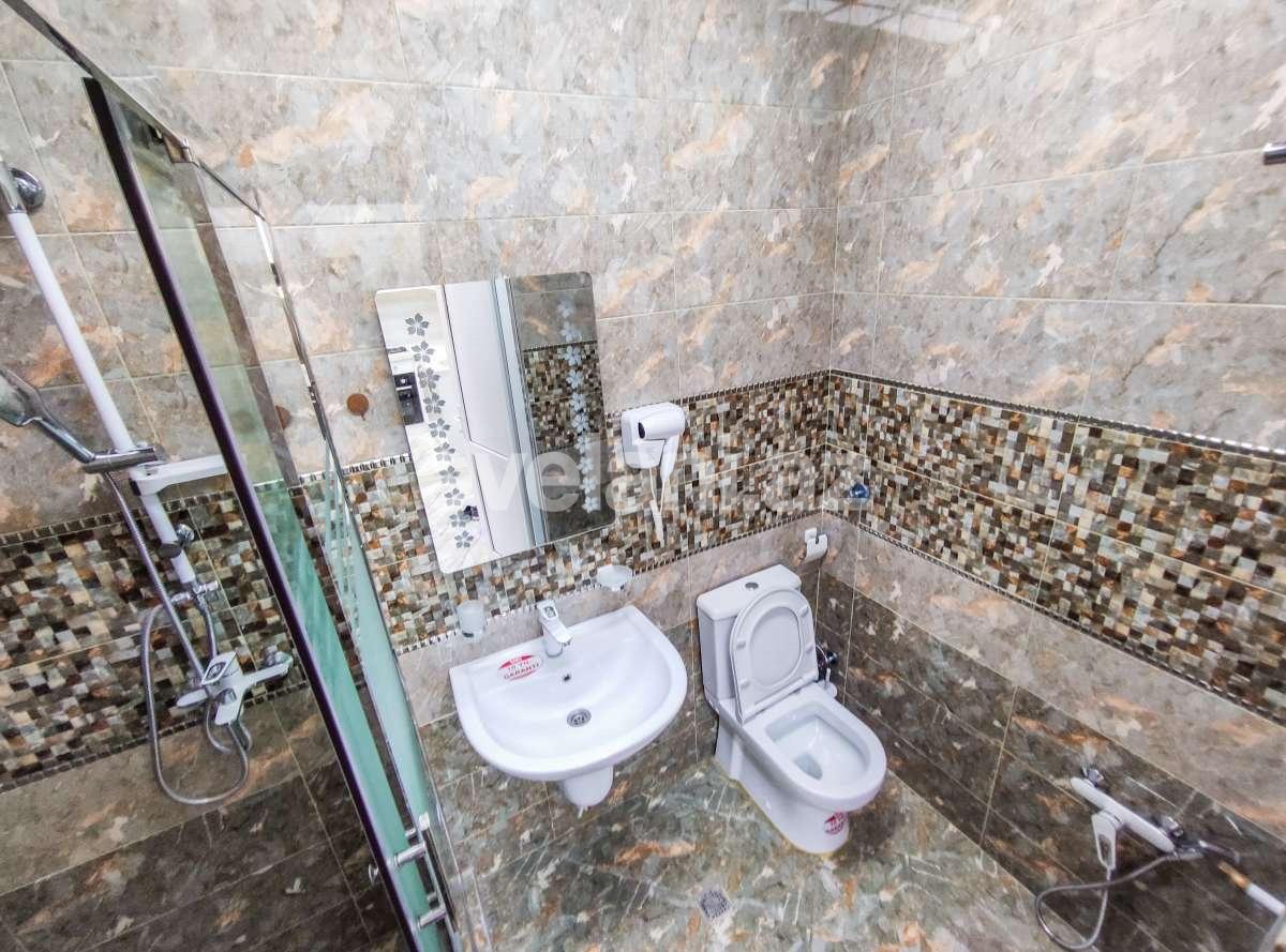 Kirayə verilir, yeni tikili, 3 otaqlı, 100 m², Bakı, Nizami r, Neftçilər m.