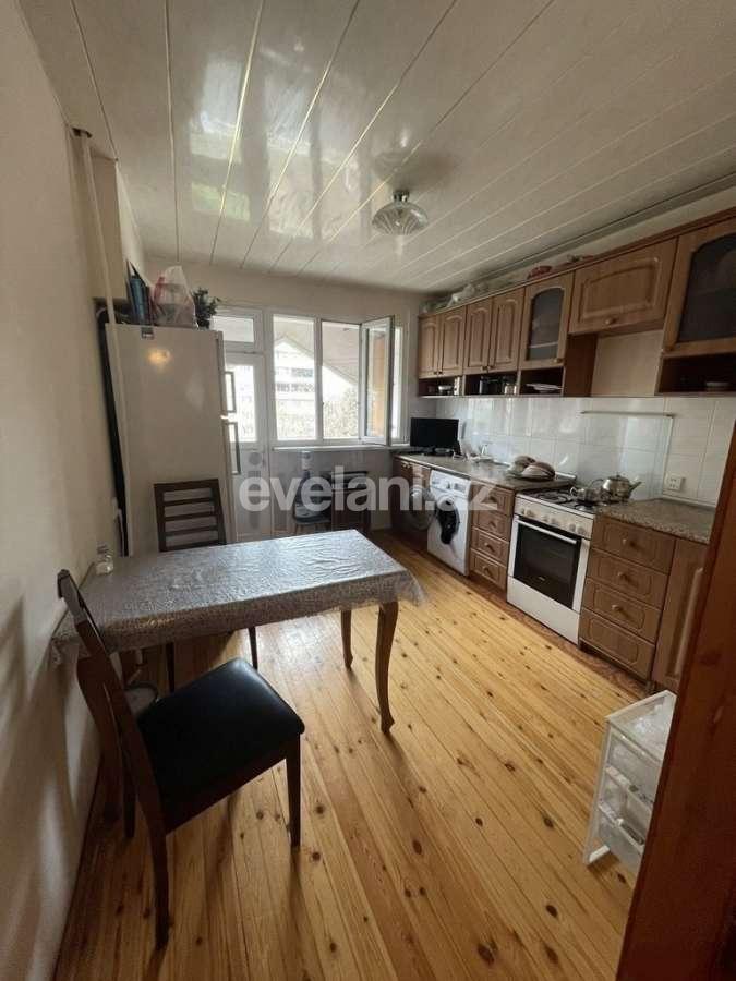 Satılır, köhnə tikili, 2 otaqlı, 60 m², Bakı, Xətai r, Həzi Aslanov q, Həzi Aslanov m.