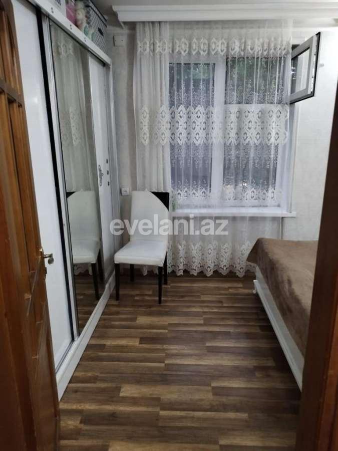Satılır, köhnə tikili, 2 otaqlı, 50 m², Bakı, Yasamal r, Elmlər Akademiyası m.