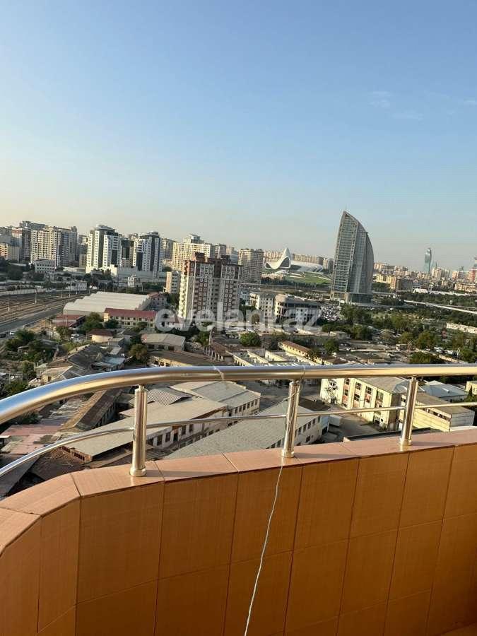 Kirayə verilir, yeni tikili, 2 otaqlı, 81 m², Bakı, Xətai r, 28 may m.