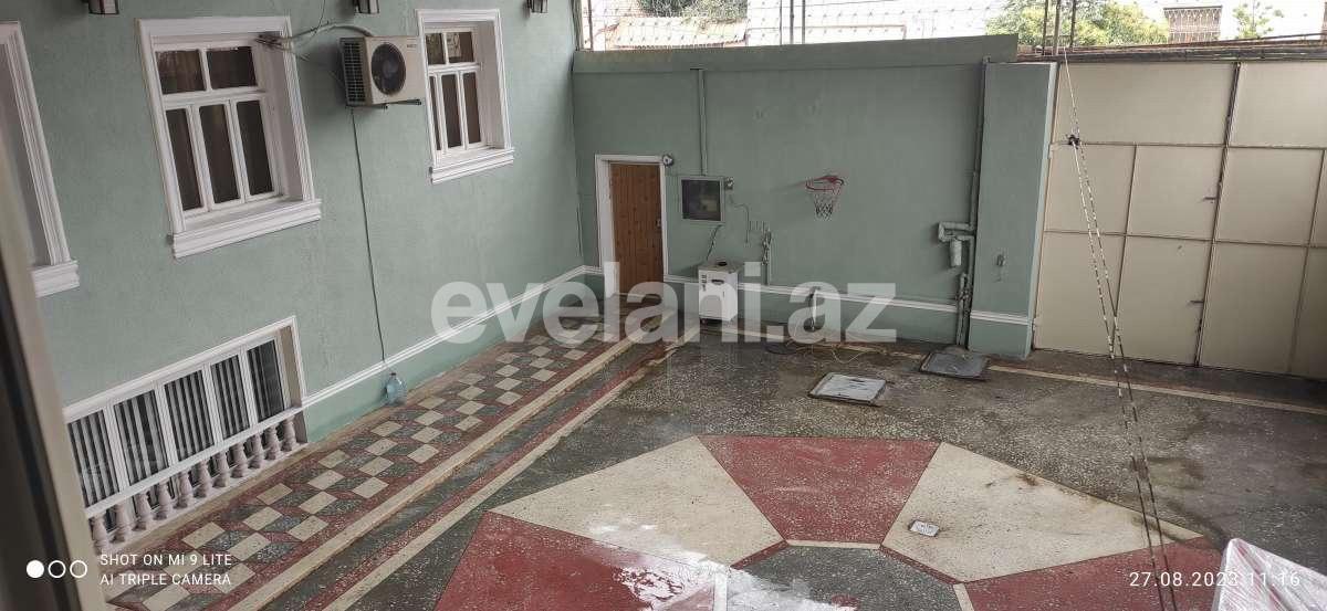 Продаётся, дом / дача, 9-комнаты, 260 m², Гянджа