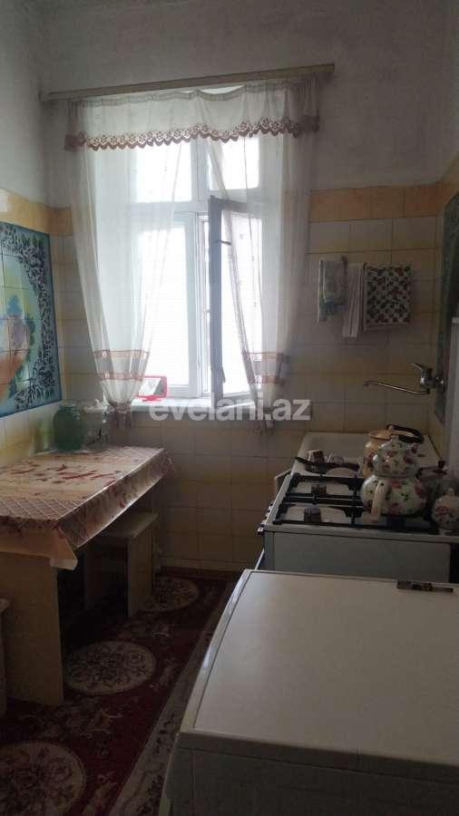 Satılır, köhnə tikili, 3 otaqlı, 85 m², Bakı, Nəsimi r, Gənclik m.