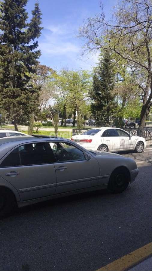 Satılır, köhnə tikili, 3 otaqlı, 85 m², Bakı, Nəsimi r, Gənclik m.