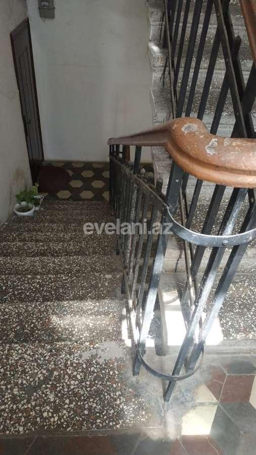 Satılır, köhnə tikili, 3 otaqlı, 85 m², Bakı, Nəsimi r, Gənclik m.