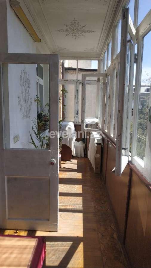 Satılır, köhnə tikili, 3 otaqlı, 85 m², Bakı, Nəsimi r, Gənclik m.