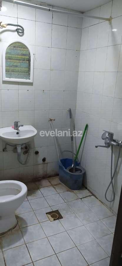 Satılır, köhnə tikili, 2 otaqlı, 42 m², Bakı, Nəsimi r, 28 may m.