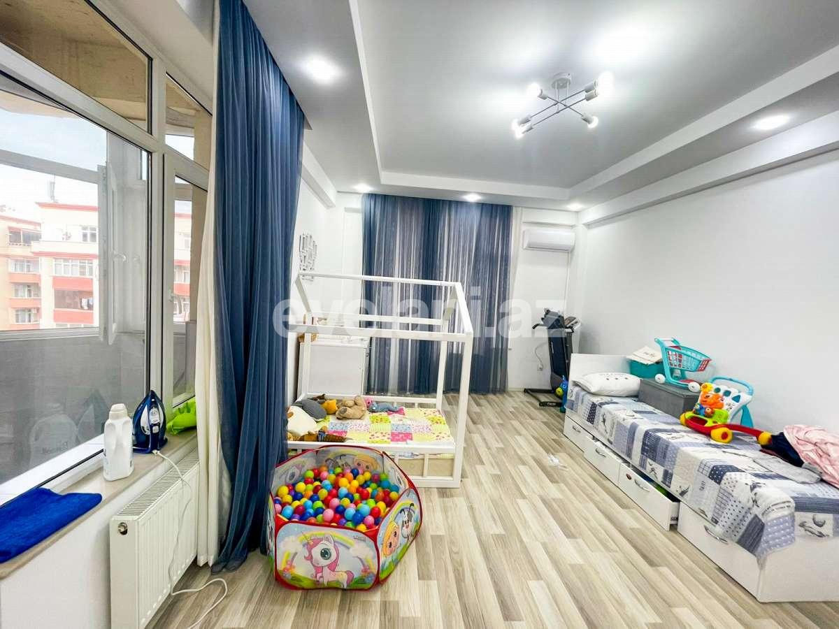 Kirayə verilir, yeni tikili, 3 otaqlı, 140 m², Bakı, Nizami r, Neftçilər m.