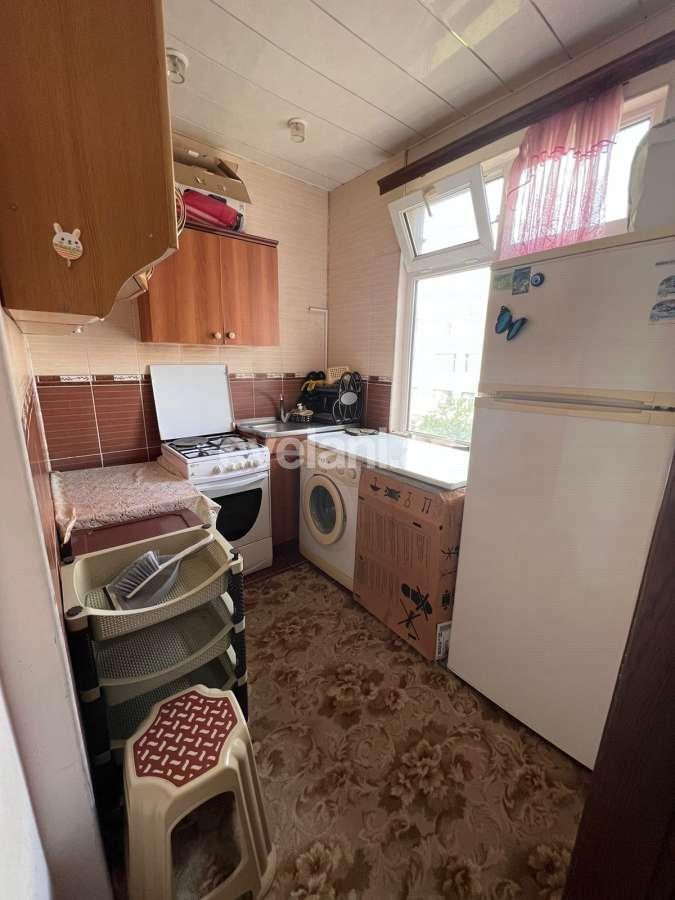 Rent, old building, 2 room, 50 m², Baku, Nasimi r, Memar Ajami m.