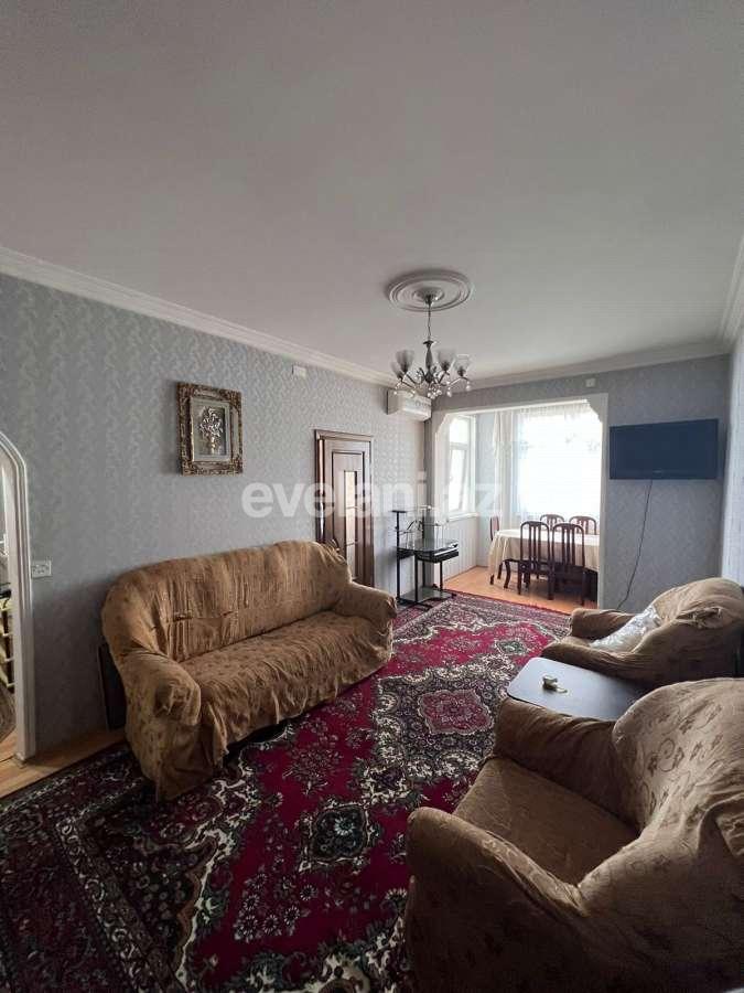 Rent, old building, 2 room, 50 m², Baku, Nasimi r, Memar Ajami m.