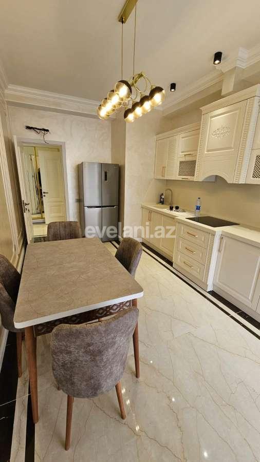 Kirayə verilir, yeni tikili, 3 otaqlı, 140 m², Bakı, Xətai r, Ağ şəhər q, Şah İsmayıl Xətai m.