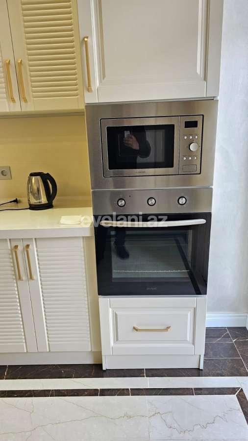 Kirayə verilir, yeni tikili, 3 otaqlı, 140 m², Bakı, Xətai r, Ağ şəhər q, Şah İsmayıl Xətai m.