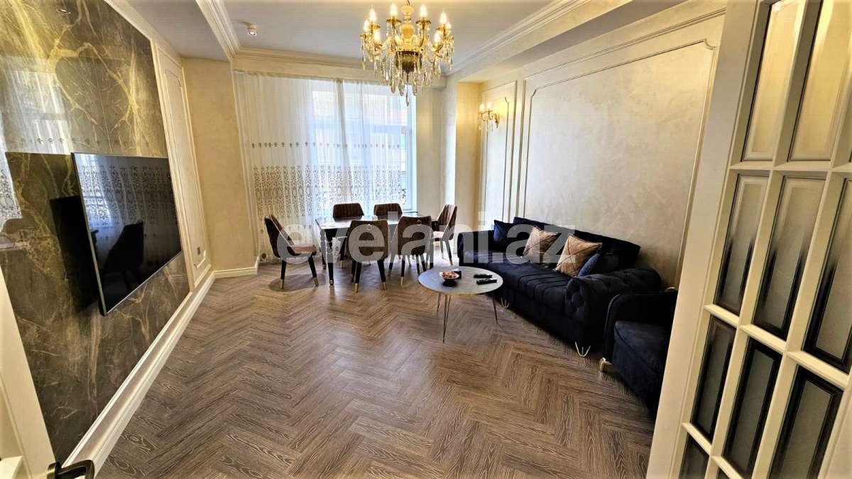 Kirayə verilir, yeni tikili, 3 otaqlı, 140 m², Bakı, Xətai r, Ağ şəhər q, Şah İsmayıl Xətai m.
