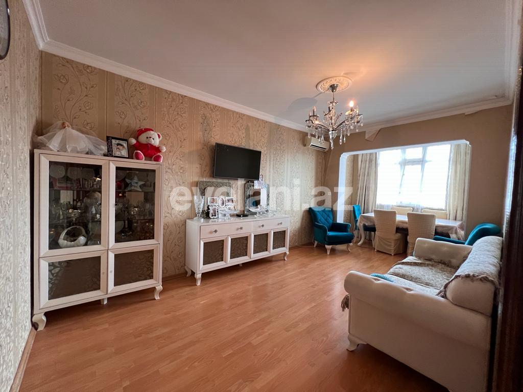 Продаётся, вторичка, 3-комнаты, 80 m², Баку, Сураханский r, Ени Гюнешли p, Халглар Достлугу m.