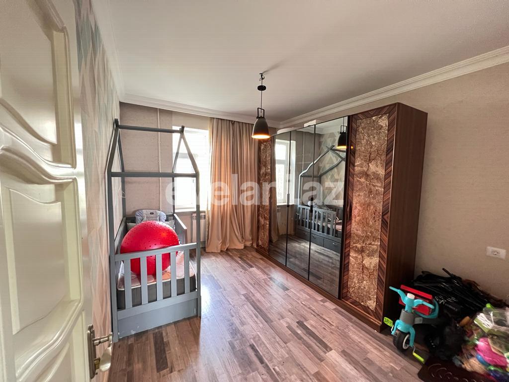 Satılır, köhnə tikili, 3 otaqlı, 80 m², Bakı, Suraxanı r, Yeni Günəşli q.