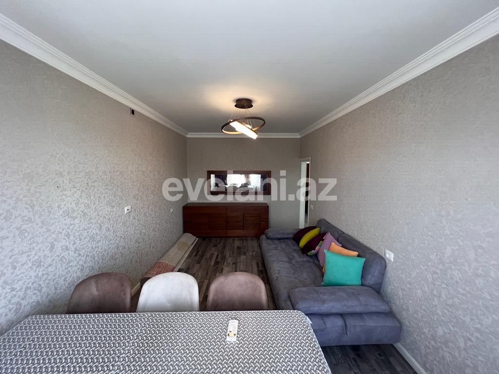 Satılır, köhnə tikili, 3 otaqlı, 80 m², Bakı, Suraxanı r, Yeni Günəşli q.