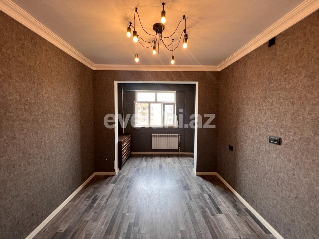 Satılır, köhnə tikili, 3 otaqlı, 80 m², Bakı, Suraxanı r, Yeni Günəşli q.