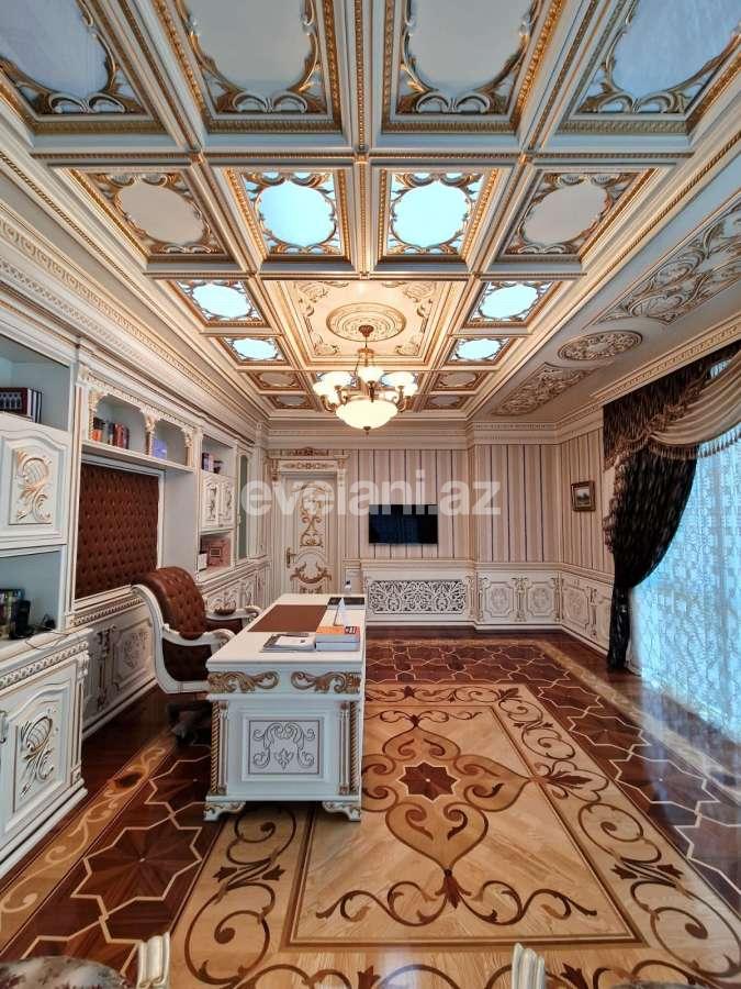 Satılır, yeni tikili, 4 otaqlı, 250 m², Bakı, Yasamal r, Elmlər Akademiyası m.