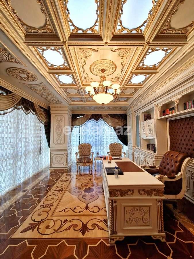 Satılır, yeni tikili, 4 otaqlı, 250 m², Bakı, Yasamal r, Elmlər Akademiyası m.