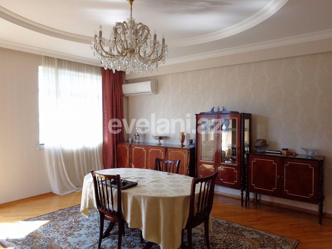 Satılır, köhnə tikili, 3 otaqlı, 137 m², Bakı, Nəsimi r, 8 Noyabr m.