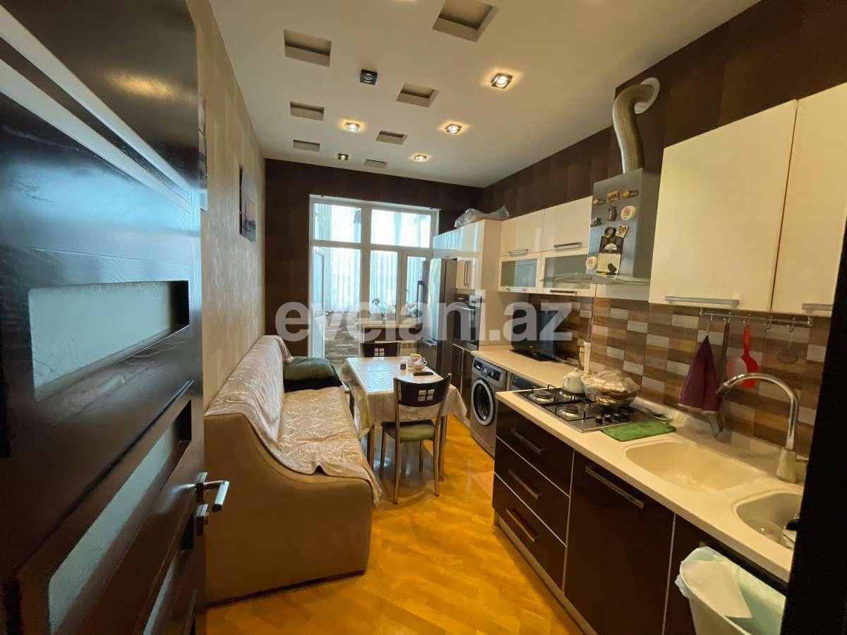 Satılır, yeni tikili, 3 otaqlı, 125 m², Bakı, Nizami r, Qara Qarayev m.