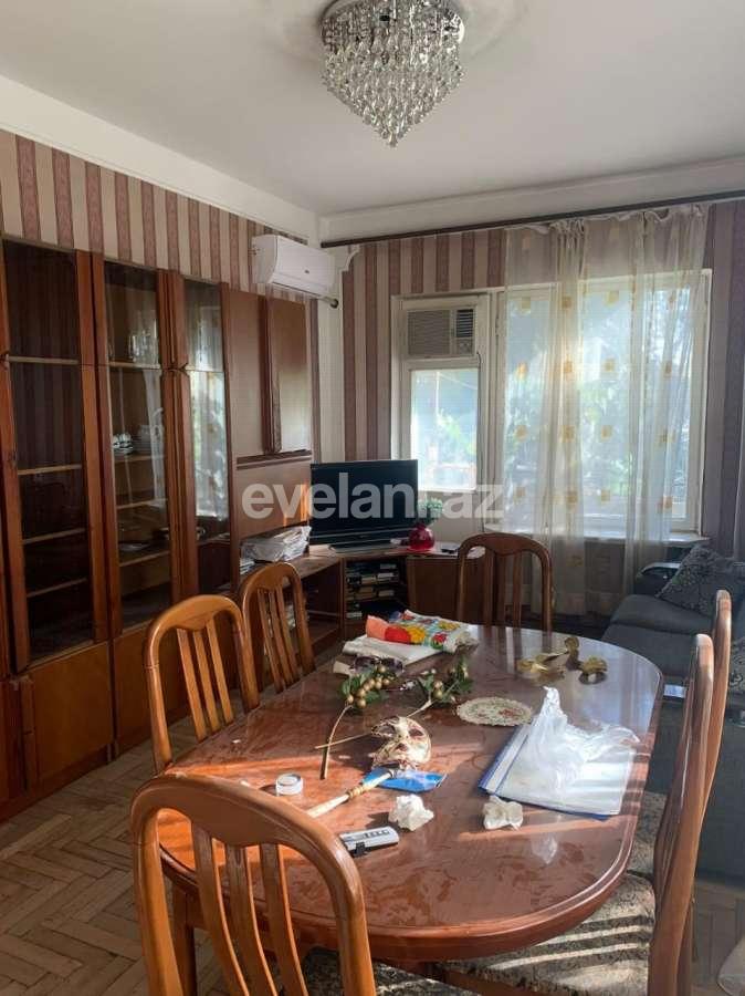Kirayə verilir, köhnə tikili, 4 otaqlı, 110 m², Bakı, Binəqədi r, 8-ci mikrorayon q, Azadlıq prospekti m.