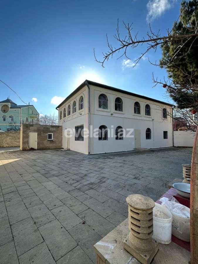 Satılır, həyət evi / bağ, 9 otaqlı, 350 m², Bakı, Abşeron r, Novxanı q.