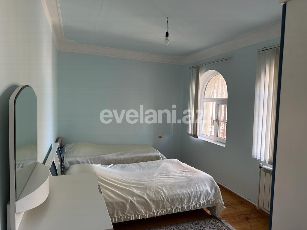 Satılır, həyət evi / bağ, 9 otaqlı, 350 m², Bakı, Abşeron r, Novxanı q.